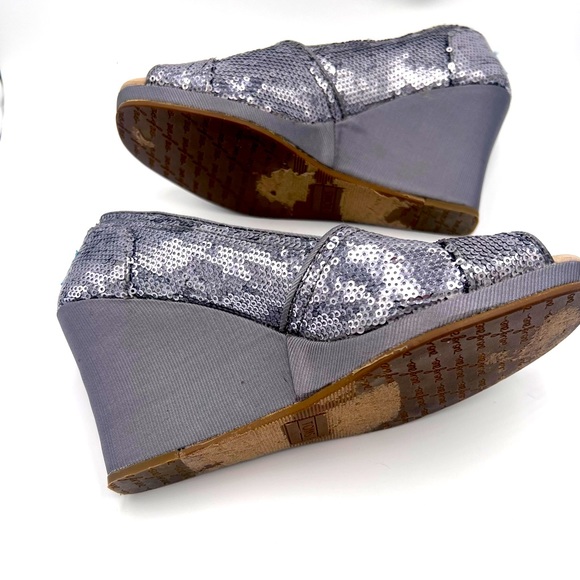 Toms Peep Toe Sequin Wedge Sz 5 - Picture 5 of 5